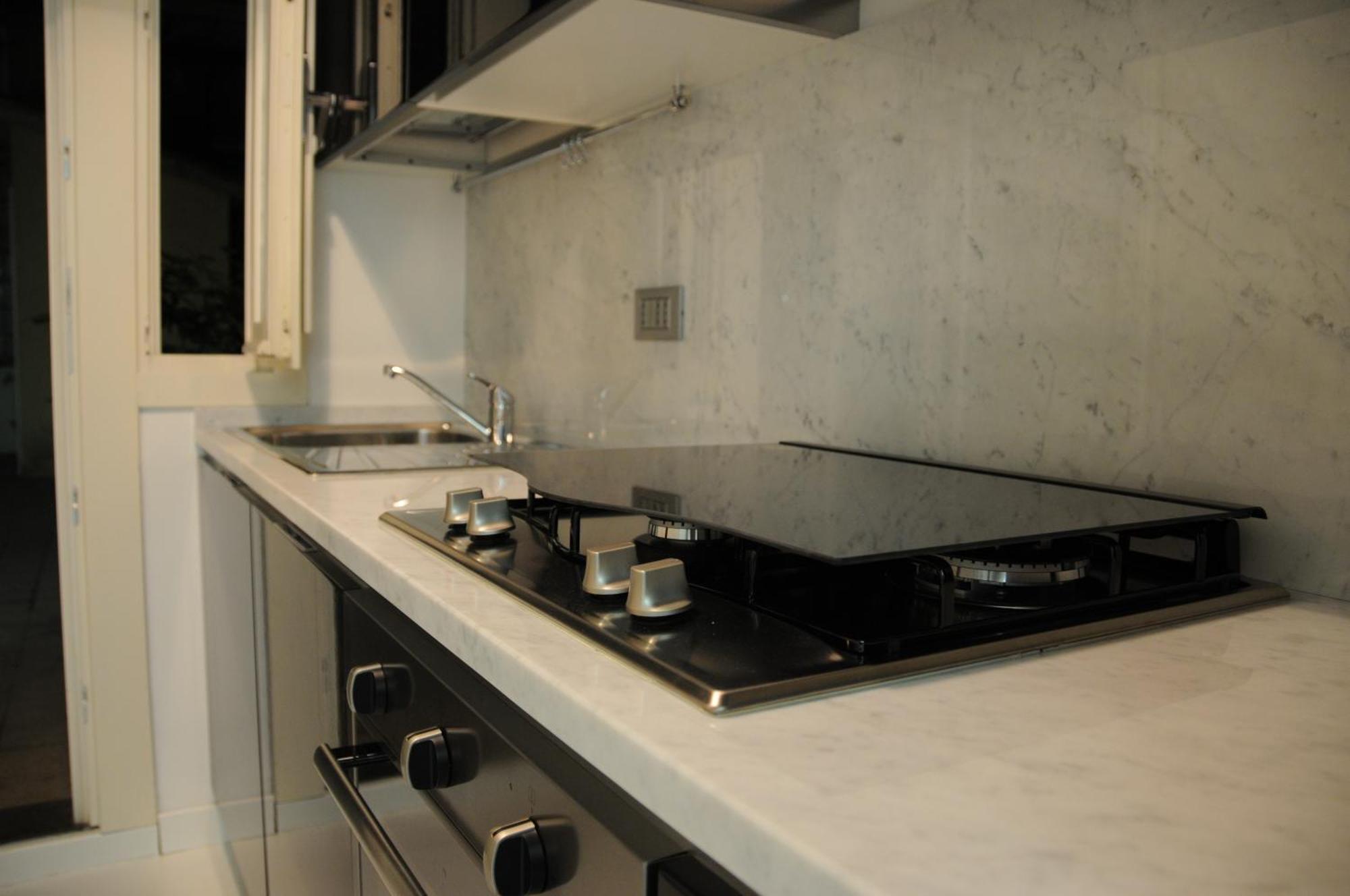 White Style Gambero Apartment Roma Ngoại thất bức ảnh