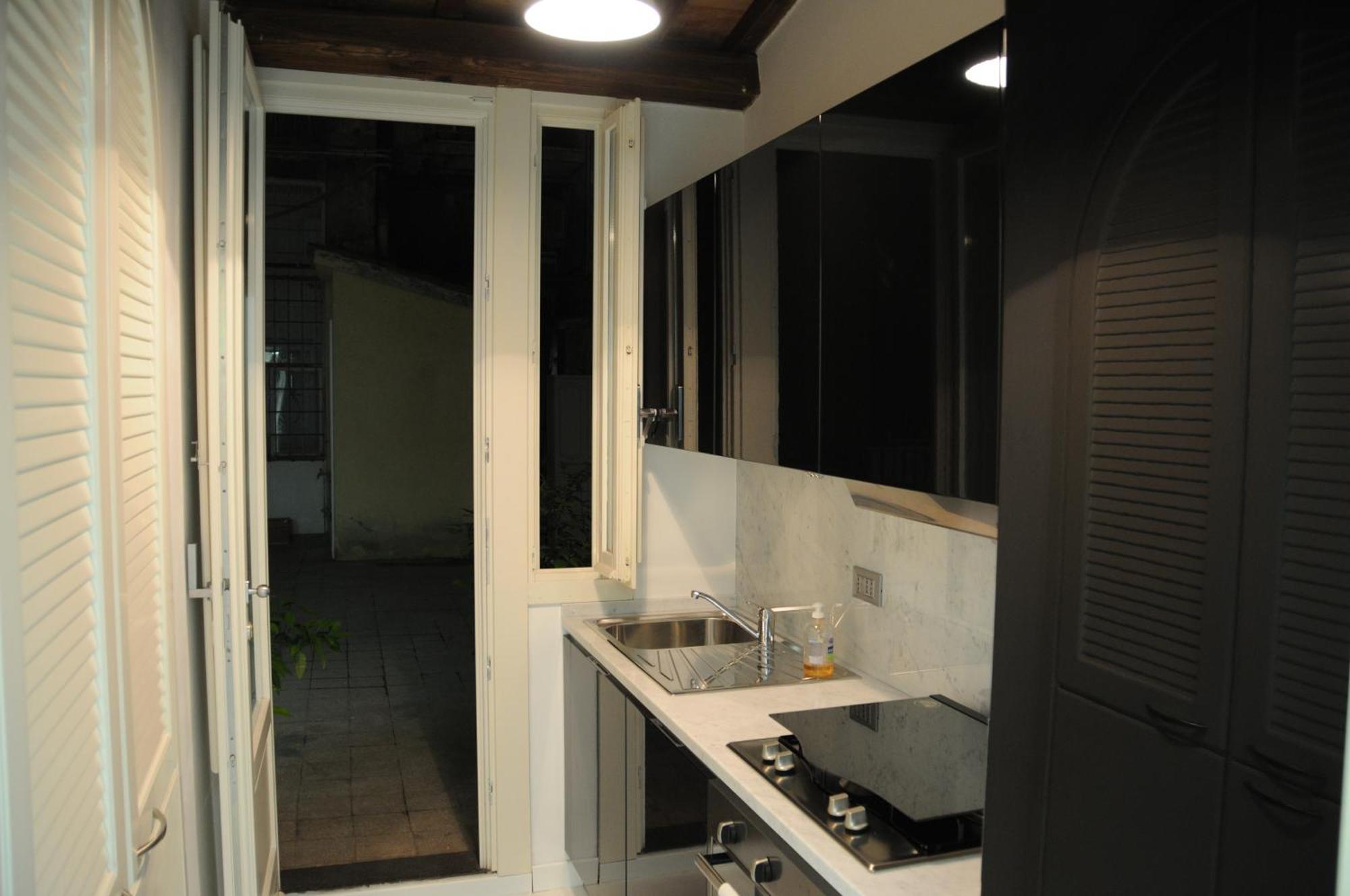 White Style Gambero Apartment Roma Ngoại thất bức ảnh