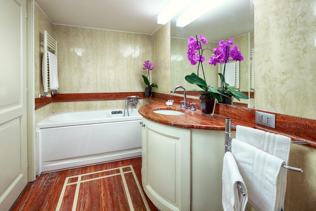 White Style Gambero Apartment Roma Phòng bức ảnh